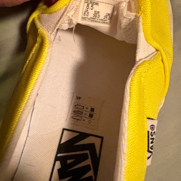 Yellow Vans - Picture 3 of 3